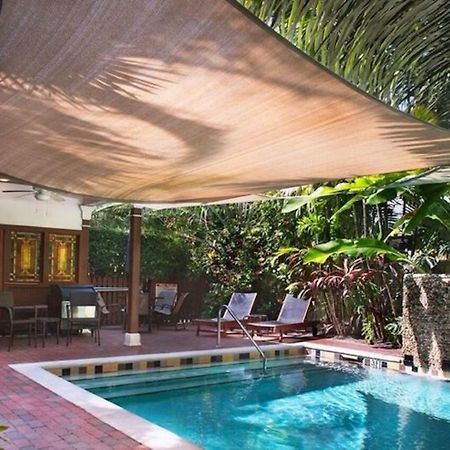 Travelers Palm Inn Ки-Уэст Экстерьер фото