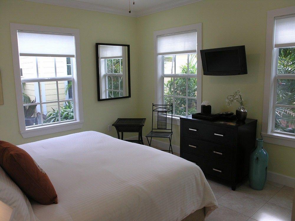 Travelers Palm Inn Ки-Уэст Экстерьер фото